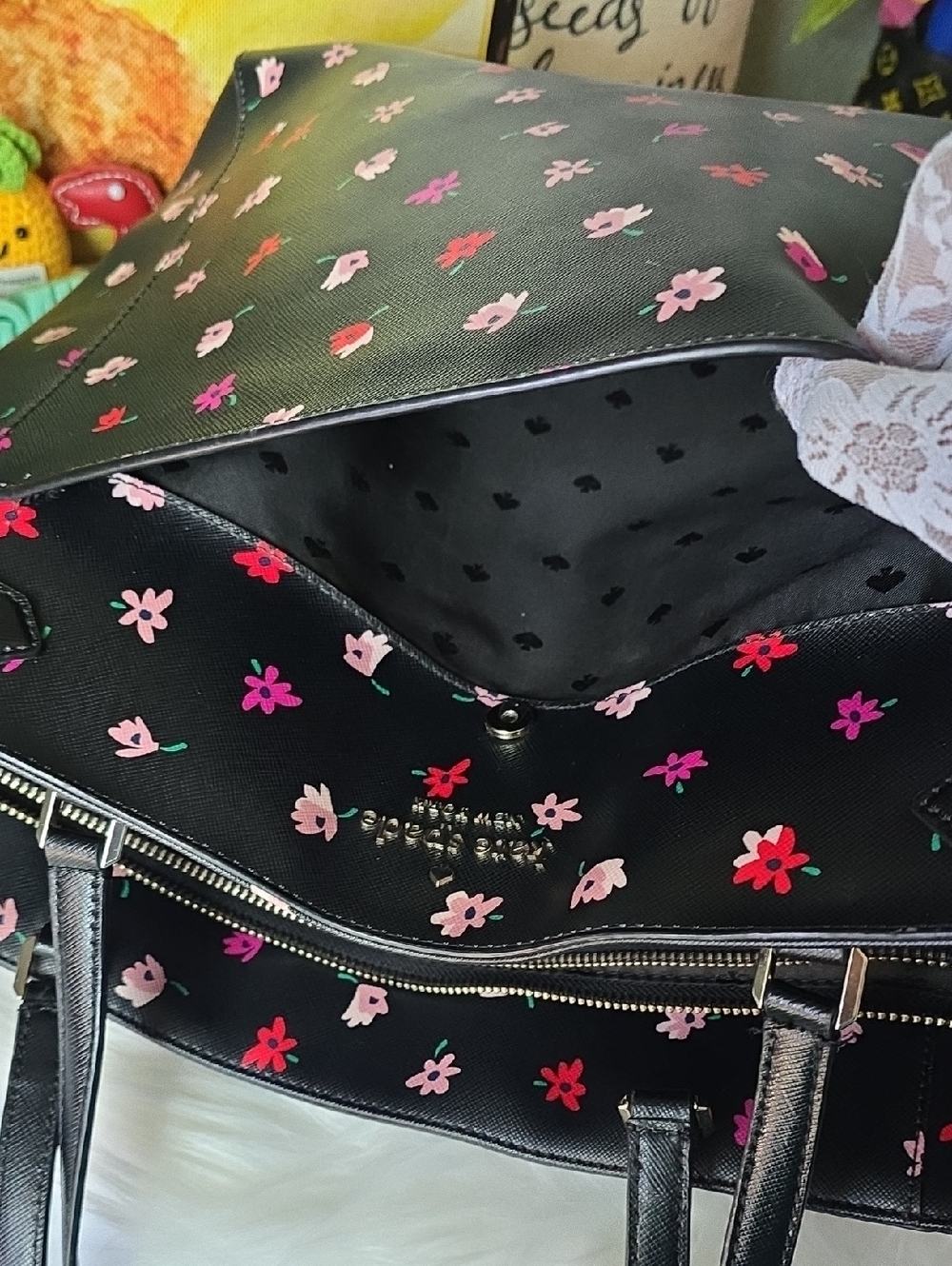 Kate Spade Black Floral Petite Tote GUC - Picture 16 of 16